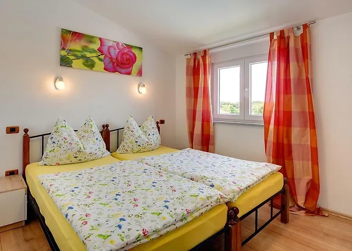 Marcelia Вілла Пула